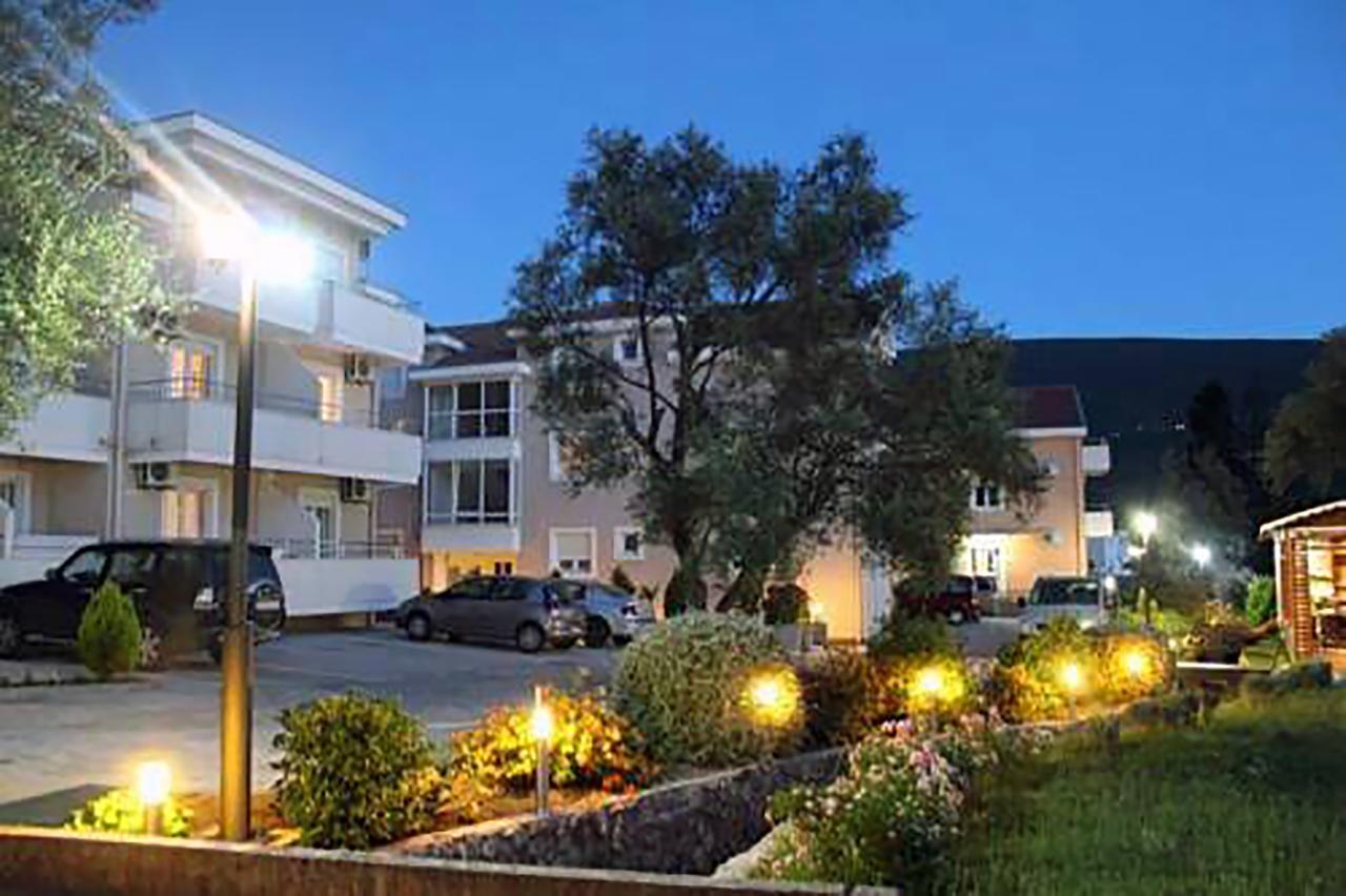 Apartment Sun Village Goran 헤르섹 외부 사진