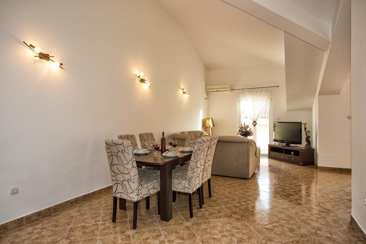 Apartment Sun Village Goran 헤르섹 외부 사진