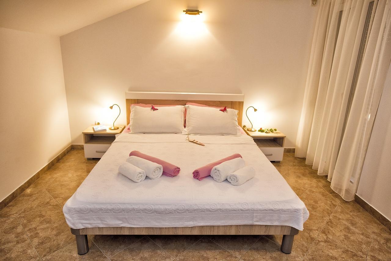 Apartment Sun Village Goran 헤르섹 외부 사진