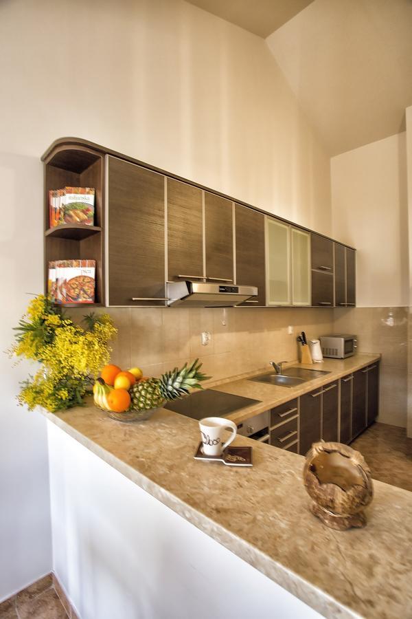 Apartment Sun Village Goran 헤르섹 외부 사진