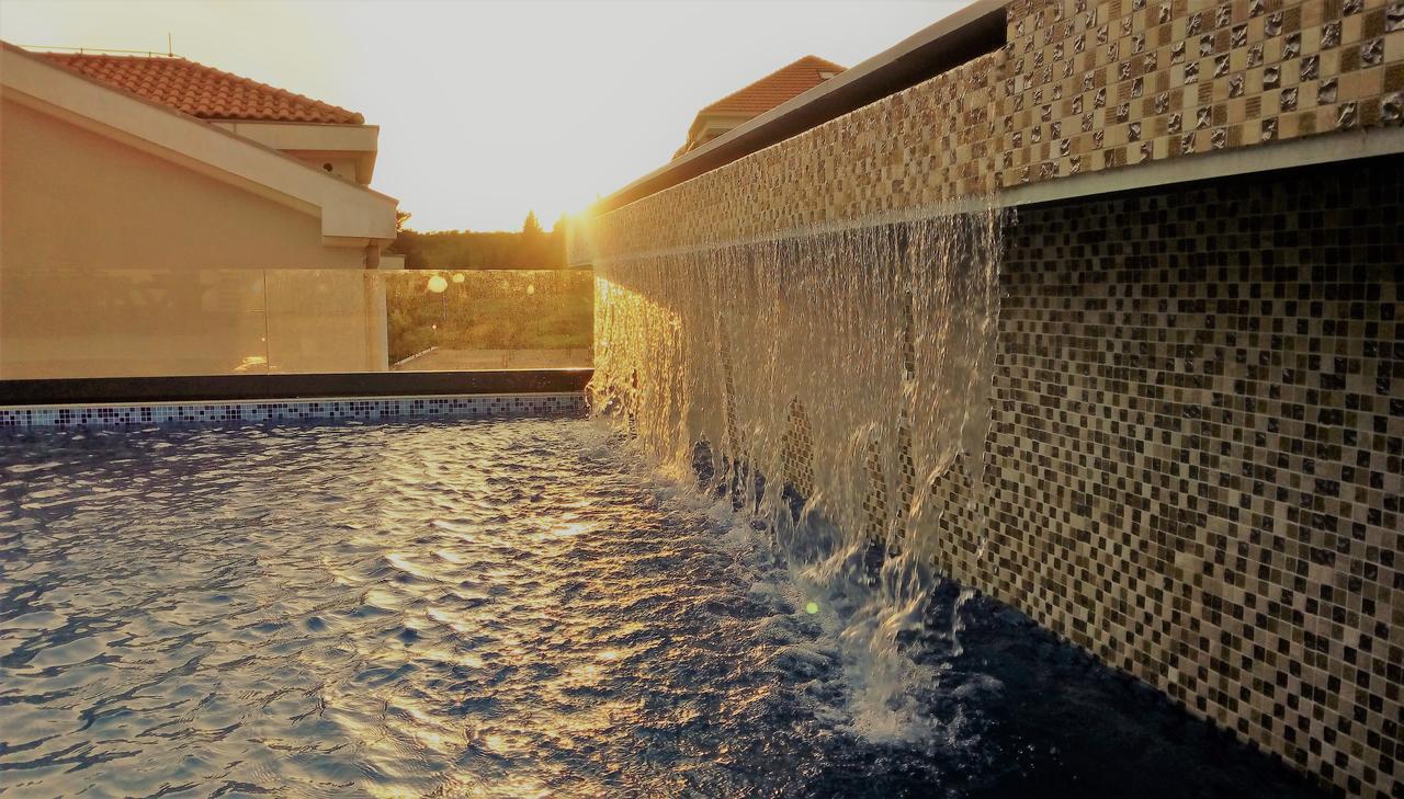 Apartment Sun Village Goran 헤르섹 외부 사진