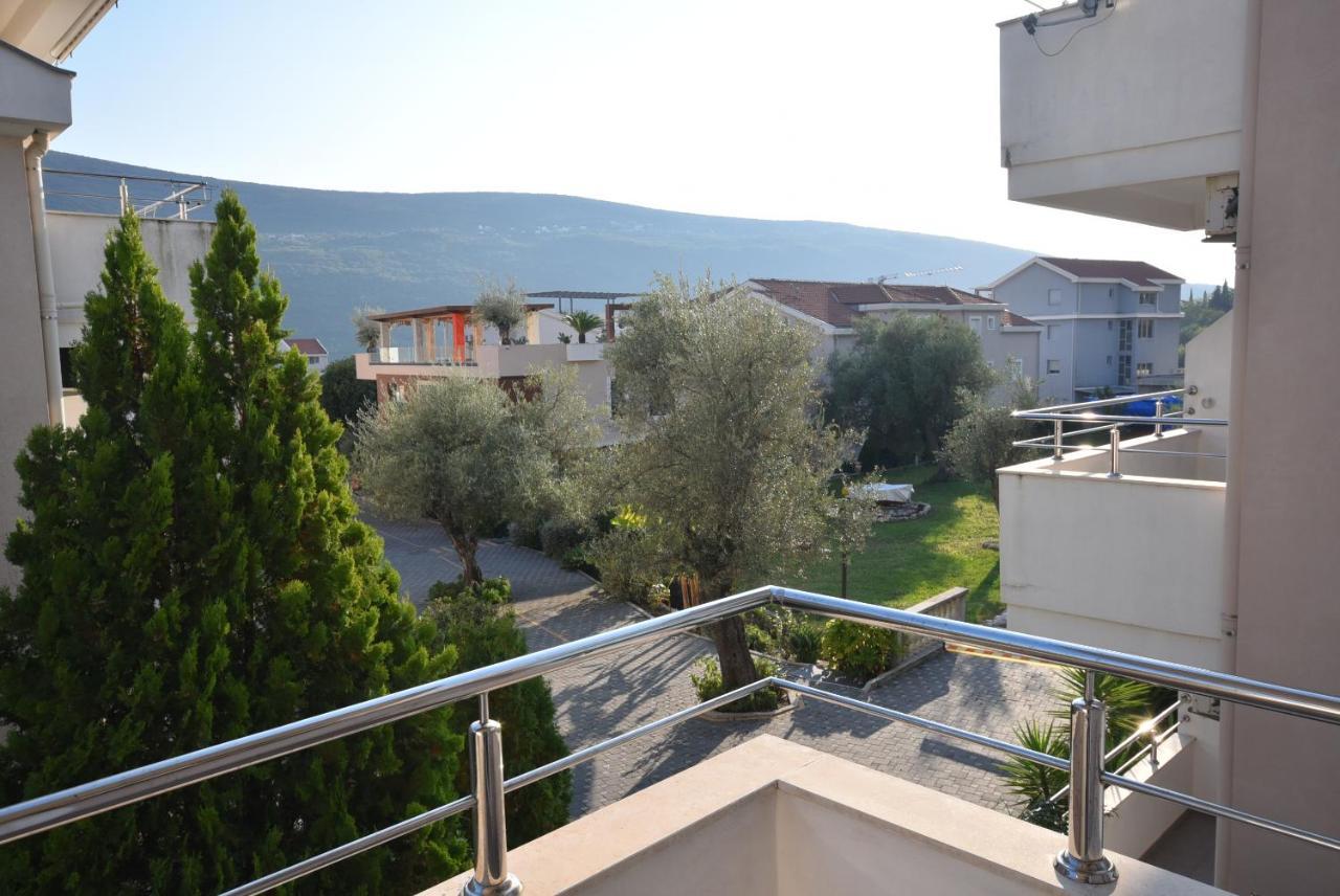 Apartment Sun Village Goran 헤르섹 외부 사진
